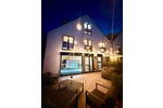 @HOME ? Design-Stadthaus mit Garten | Smart-Luxury | HH-West ? Virtuelle Tour | möbliert | befristet