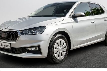 Skoda Fabia 11.800 km 16.490 &euro; Schenefeld 22869