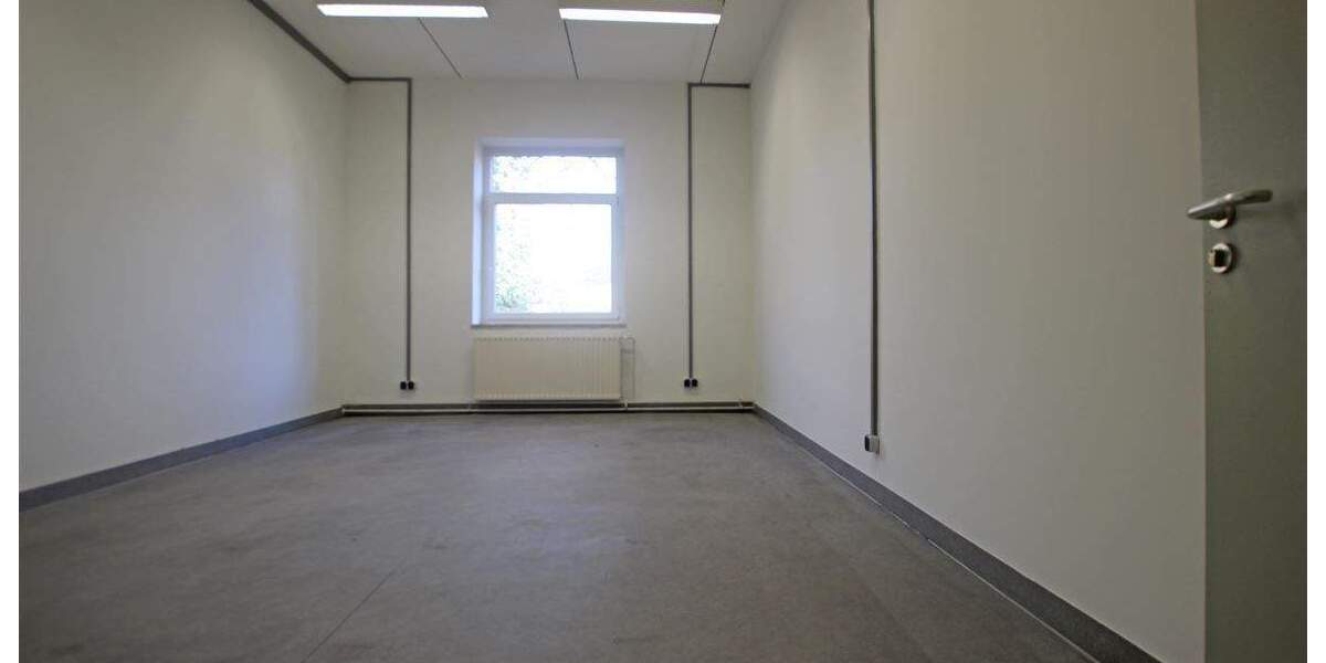 Gewerbeobjekt Geesthacht - 1 Zimmer, 699 m&sup2;, 2.640&euro; | Angebot:25702070