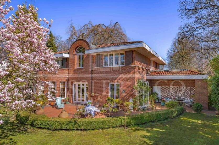 Haus zum Kaufen in Hamburg 3.500.000 € 293 m²