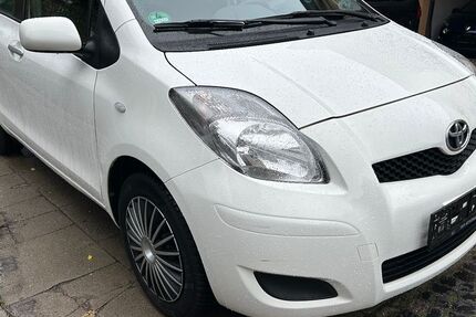 Toyota Yaris 119.000 km 3.990 &euro; Hamburg 22297