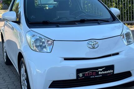 Toyota IQ 200.000 km 2.499 &euro; Norderstedt 22848