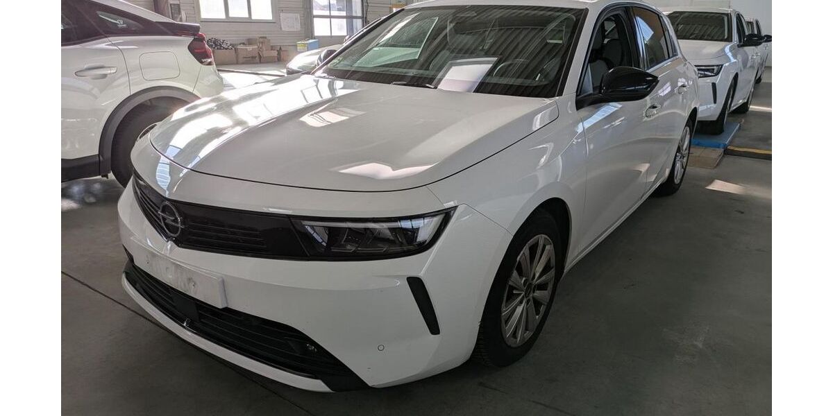 Opel Astra 30.607 km 15.885 &euro; Uetersen bei Hamburg 25436