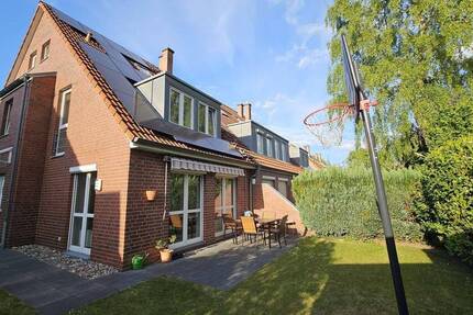 Reihenendhaus mit Garten & Stellplatz