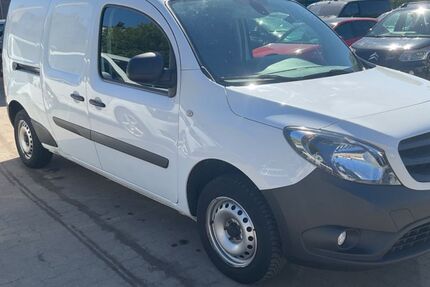 Mercedes-Benz Citan 150.900 km 8.990 &euro; Hamburg 21107