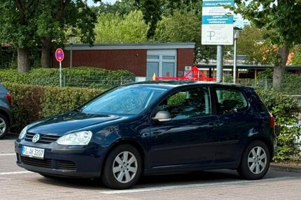 VW Golf 211.647 km 2.950 &euro; Hamburg 22547