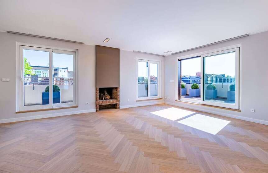 Wohnung zum Kaufen in Hamburg 2.490.000 € 218.5 m²