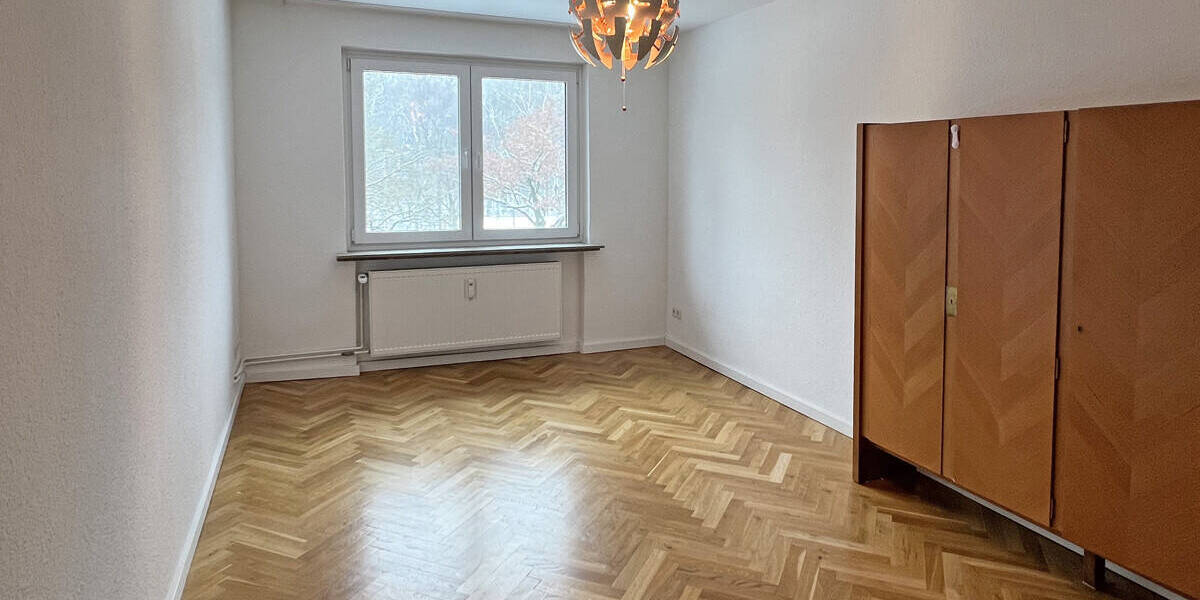 Etagenwohnung Hamburg Winterhude - 3 Zimmer, 81 m&sup2;, 450.000&euro; | Angebot:26401103