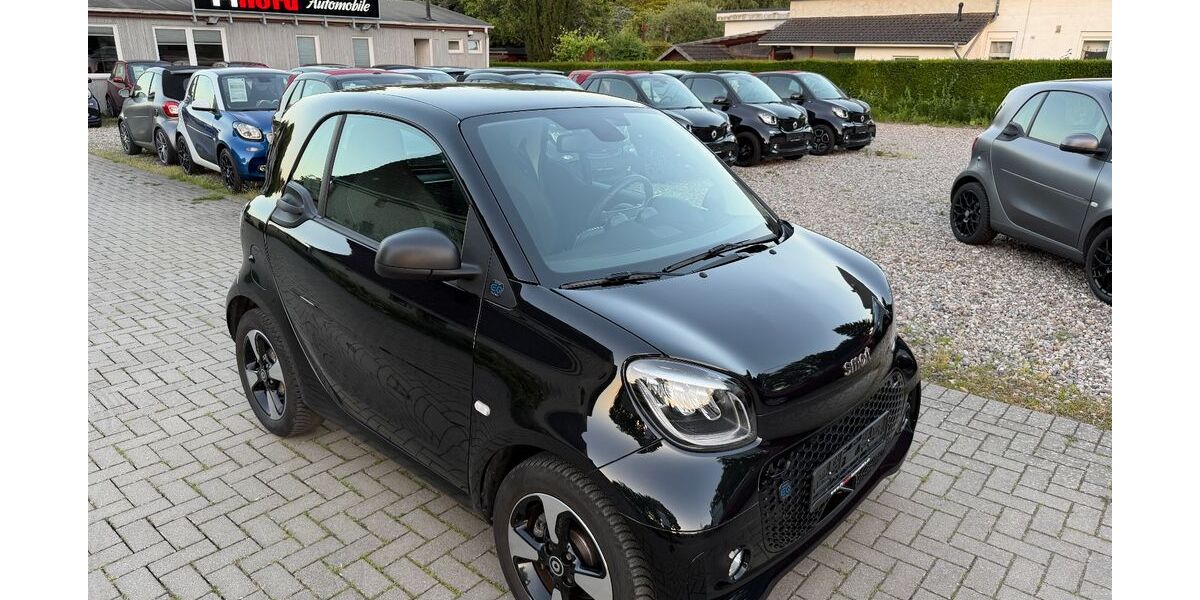 Smart ForTwo 23.939 km 12.499 &euro; Pinneberg 25421