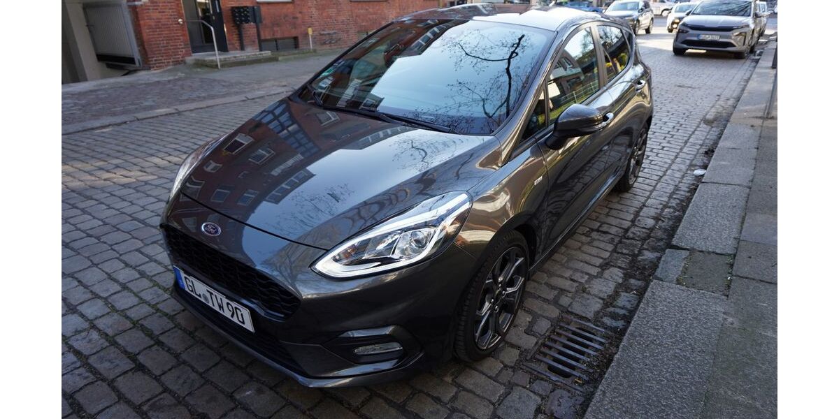 Ford Fiesta 112.000 km 9.300 &euro; Hamburg 22081