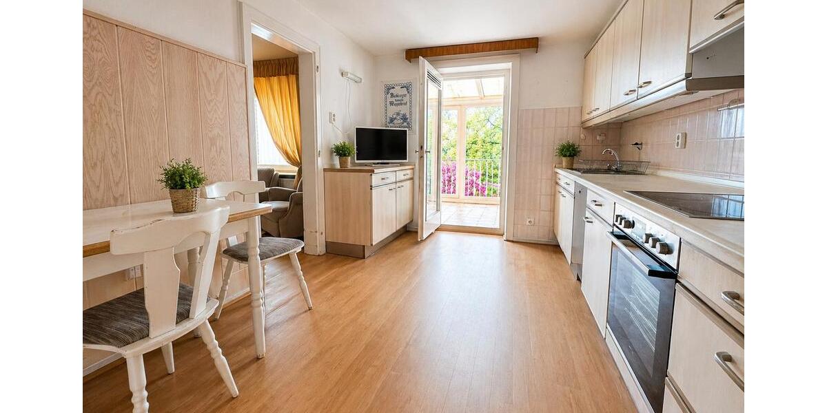 Etagenwohnung Hamburg Harburg - 3.5 Zimmer, 121 m&sup2;, 1.990&euro; | Angebot:26381293