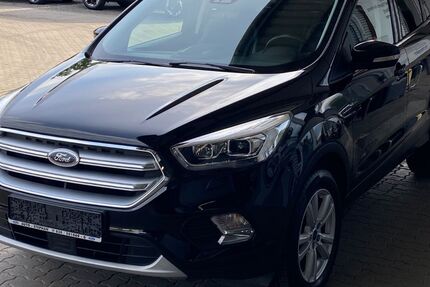 Ford Kuga 72.000 km 16.990 € Seevetal 21218