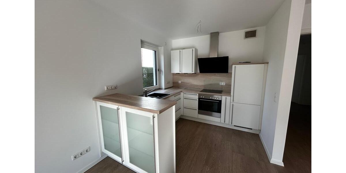 Etagenwohnung Buxtehude - 2 Zimmer, 77 m&sup2;, 1.116&euro; | Angebot:26183948