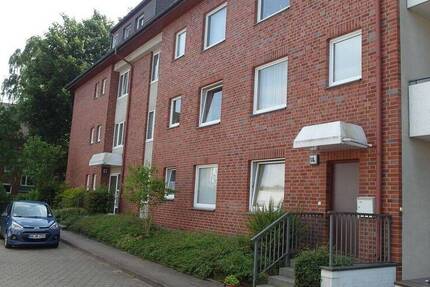 Bitte unsere Fragen beachten! HH-Wandsbek, 3 Zimmer Wohnung mit Balkon im 2. OG
