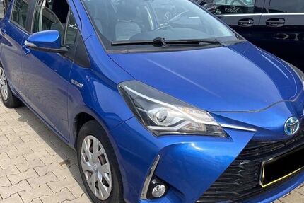 Toyota Yaris 68.200 km 12.900 &euro; Hamburg 20537