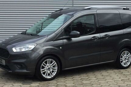 Ford Tourneo Courier 95.393 km 13.290 &euro; Hamburg 22393