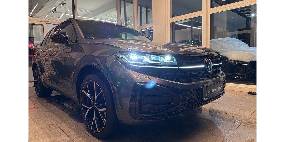 VW Touareg 33.644 km 72.950 &euro; Hamburg 22761