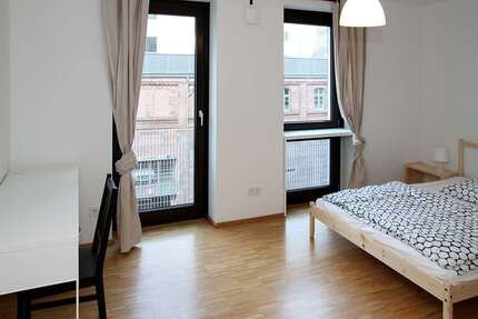 WG-Zimmer in Hamburg 680 € 15 m² zimmer