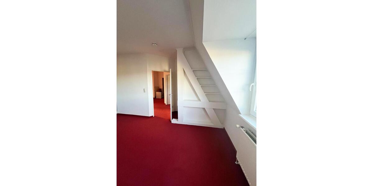 Dachgeschoßwohnung Hamburg Eppendorf - 3.5 Zimmer, 97 m&sup2;, 850.000&euro; | Angebot:26577648