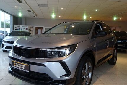 Opel Grandland (X) 14.485 km 25.975 &euro; Barsbüttel 22885
