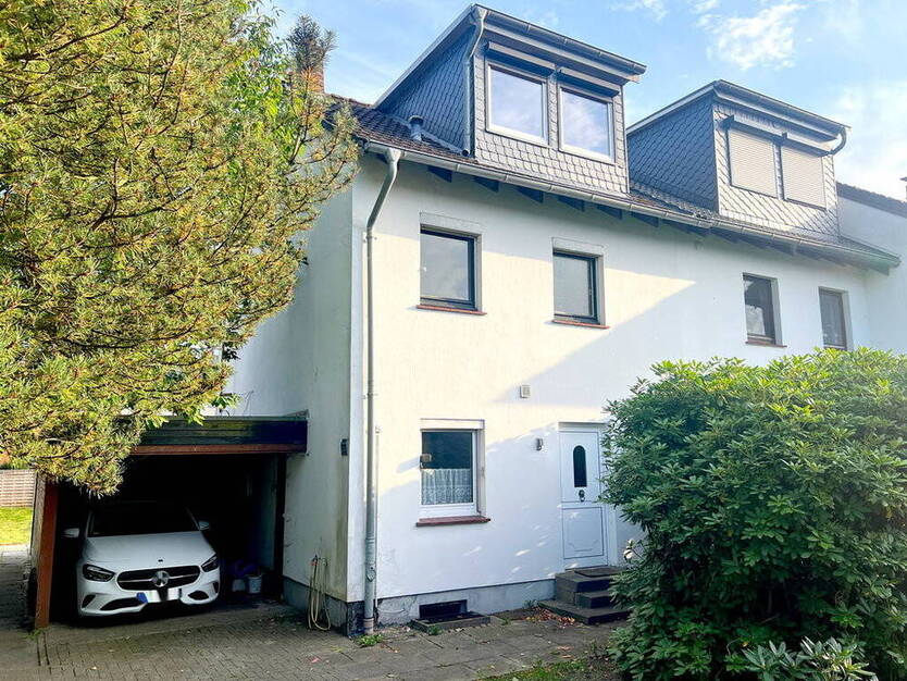 Hand drauf, Herz rein - EndReihenhaus mit großem Grundstück und viel Platz für Ihre Ideen!