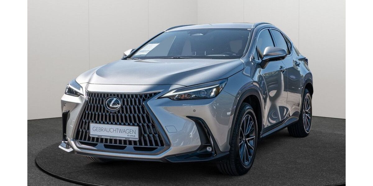 Lexus NX 450h 61.443 km 45.990 &euro; Hamburg 22529