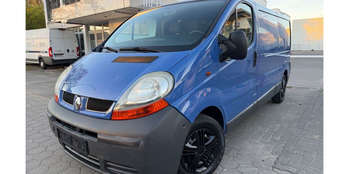 Renault Trafic 198.600 km 4.980 &euro; Hamburg 22115
