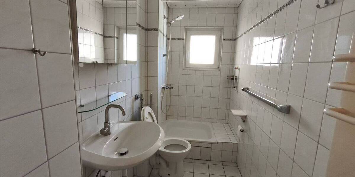 Mehrfamilienhaus, Wohnhaus Uetersen - 6 Zimmer, 140 m&sup2;, 349.000&euro; | Angebot:26798881