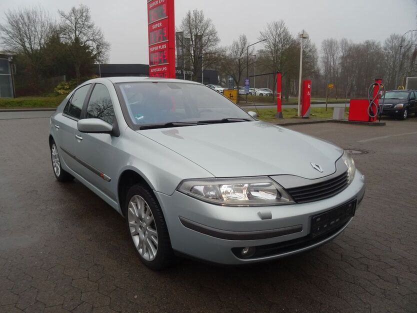 Renault Laguna 143.920 km 3.400 € Buxtehude 21614