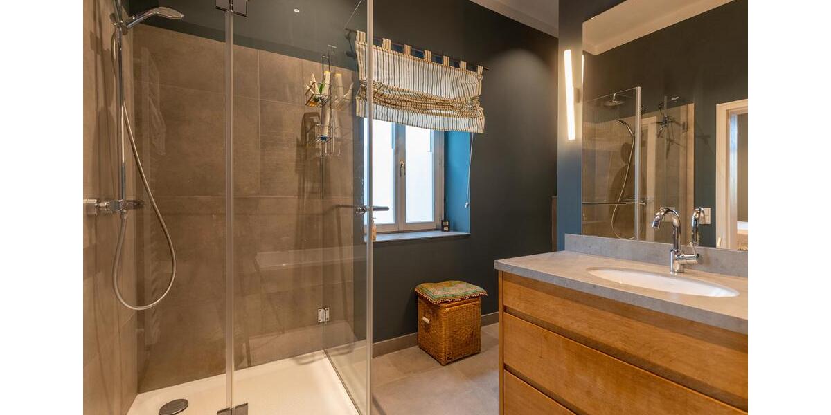 Etagenwohnung Hamburg Altstadt - 5 Zimmer, 151 m&sup2;, 4.250&euro; | Angebot:26267395