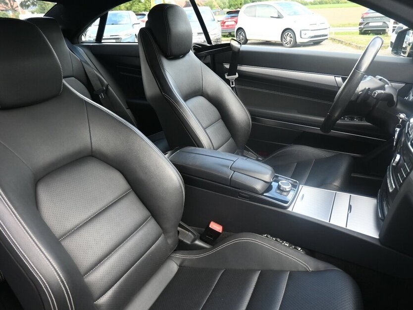 E 200 Coupe *AMG Line* Aut