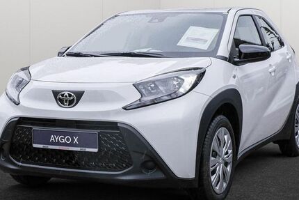 Toyota Aygo (X) 3.000 km 15.990 &euro; Rellingen 25462