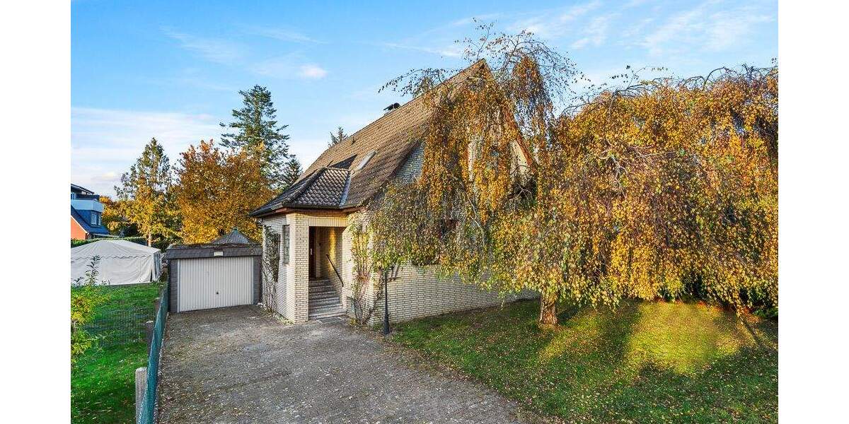 !NUR NOCH WARTELISTE! Freistehendes Ein- bis Zweifamilienhaus mit großem Garten & separierbaren Wohneinheiten 6 zimmer