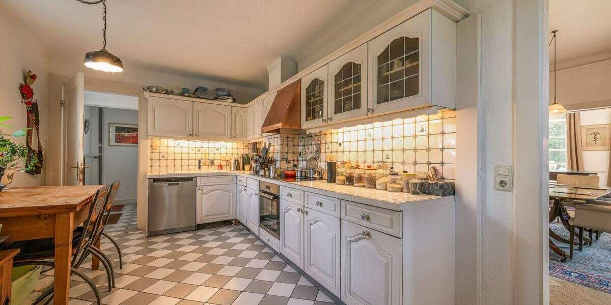 Mehrfamilienhaus, Wohnhaus Hamburg Osdorf - 8 Zimmer, 300 m&sup2;, 1.980.000&euro; | Angebot:25863245