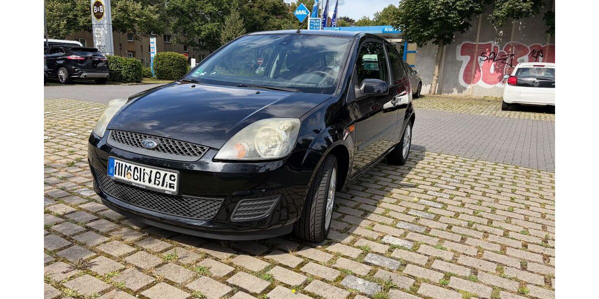 Ford Fiesta 172.750 km 2.200 &euro; Hamburg 22307