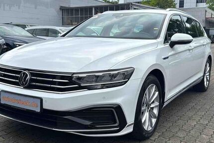 VW Passat 53.622 km 22.950 € Hamburg 22047
