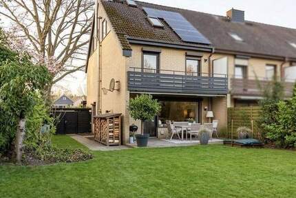 Haus Hamburg Poppenbüttel - 6 Zimmer, 149 m&sup2;, 699.000&euro; | Angebot:25921303