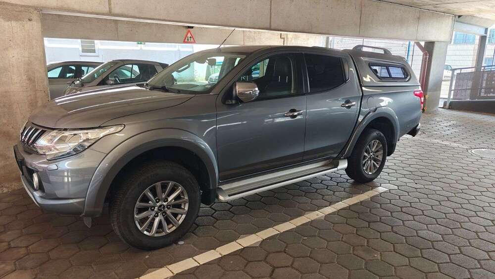 Mitsubishi L200 132.000 km 27.990 &euro; Hamburg 22047