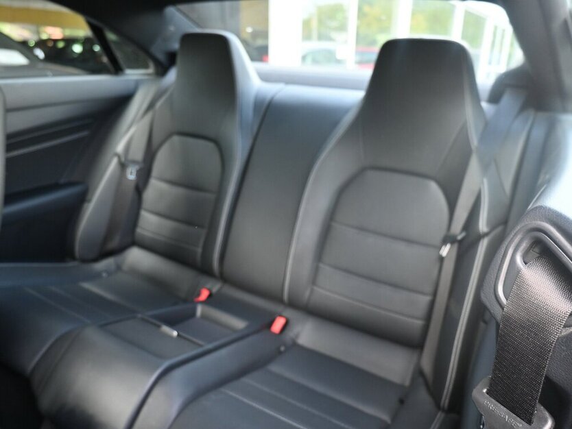 E 200 Coupe *AMG Line* Aut