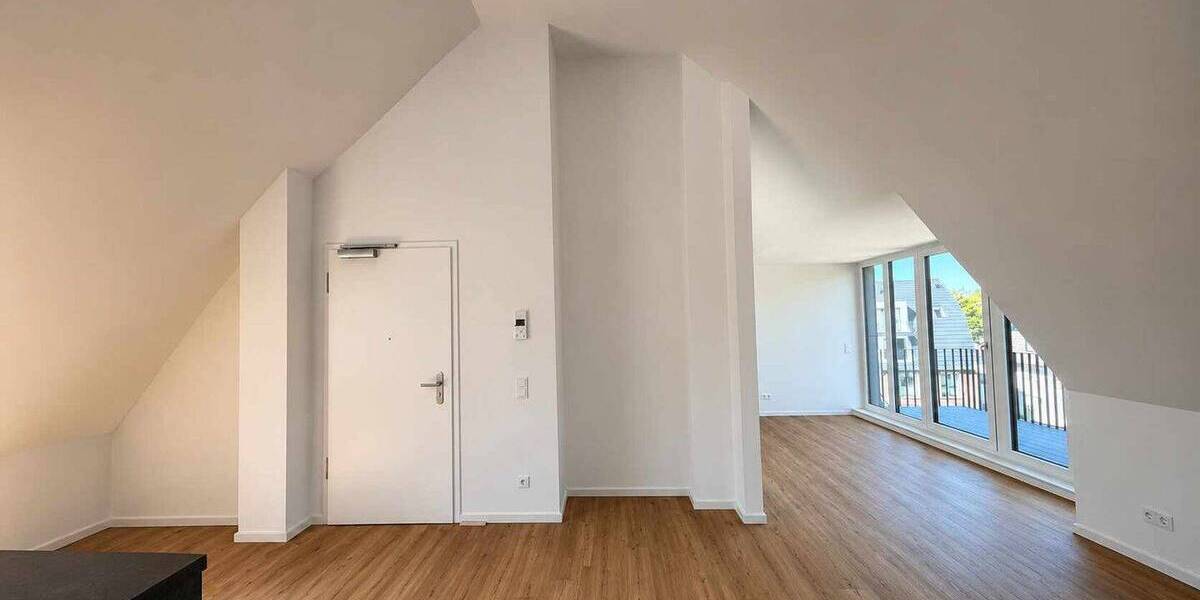 Etagenwohnung Hamburg Poppenbüttel - 2 Zimmer, 96 m&sup2;, 2.400&euro; | Angebot:26795926