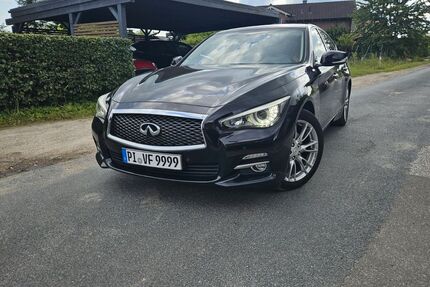 INFINITI Q50 296.000 km 7.449 &euro; Borstel Hohenraden 25494