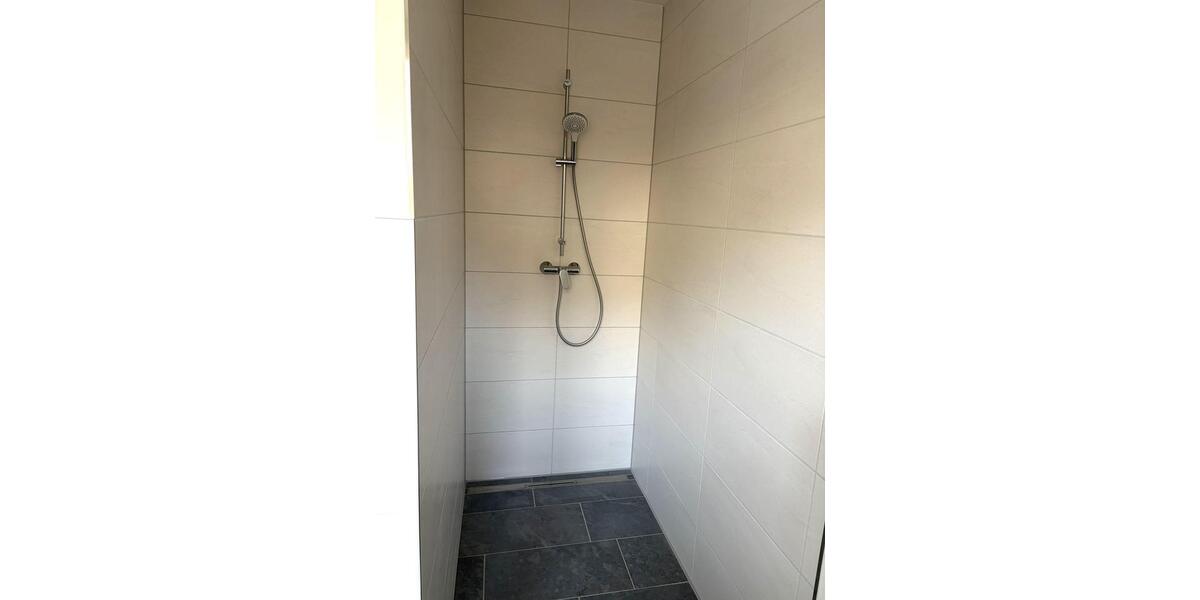 Erdgeschoßwohnung Brackel - 3 Zimmer, 88 m&sup2;, 1.360&euro; | Angebot:23767351