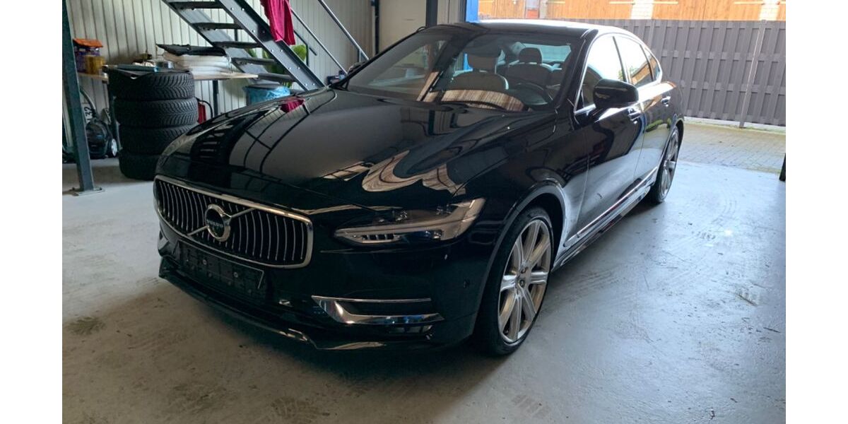Volvo S90 183.980 km 21.990 &euro; Seevetal 21217