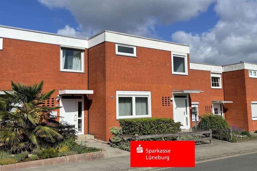 Haus zum Kaufen in Lüneburg 268.000 € 97 m²