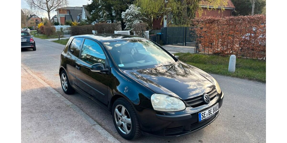 VW Golf 222.000 km 2.400 &euro; Hamburg 22049