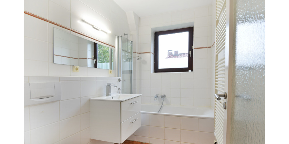 Einfamilienhaus Wentorf - 5 Zimmer, 145 m&sup2;, 2.000&euro; | Angebot:25643984