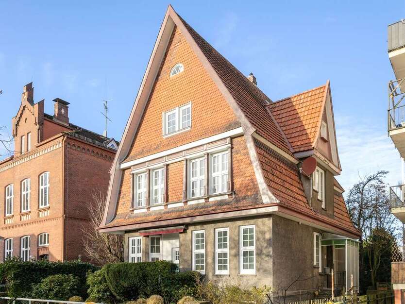Haus zum Kaufen in Elmshorn 485.000 € 207 m²