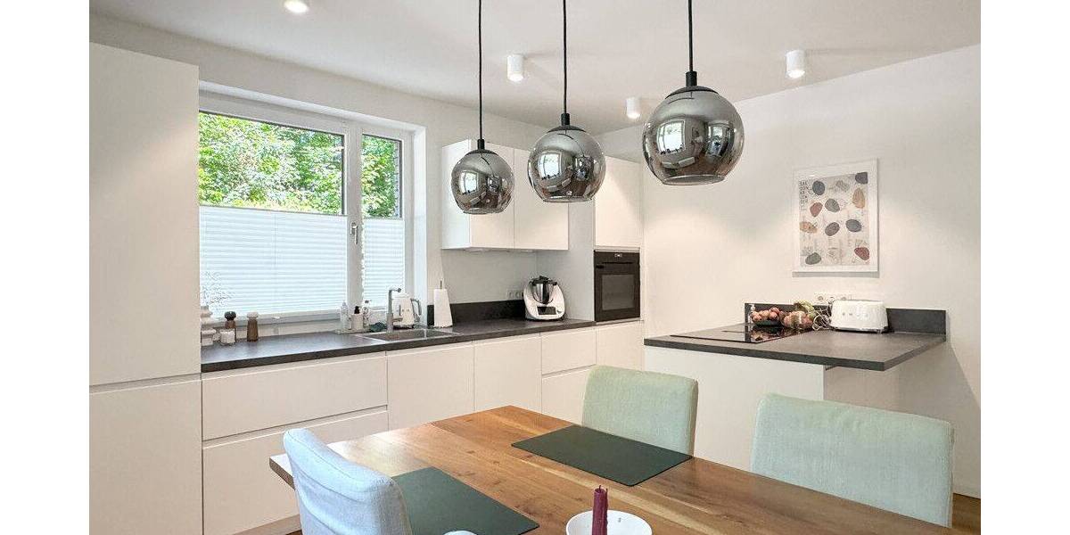 Etagenwohnung Hamburg / Barmbek Barmbek-Nord - 3 Zimmer, 80 m&sup2;, 1.705&euro; | Angebot:26908211