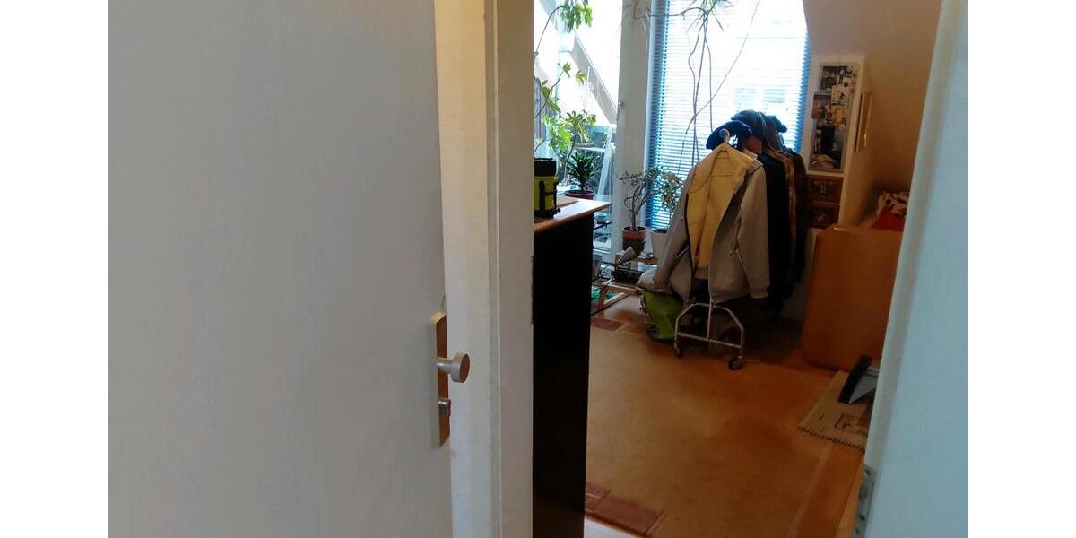 Dachgeschoßwohnung Hamburg Groß Borstel - 1 Zimmer, 35 m&sup2;, 653&euro; | Angebot:26342957