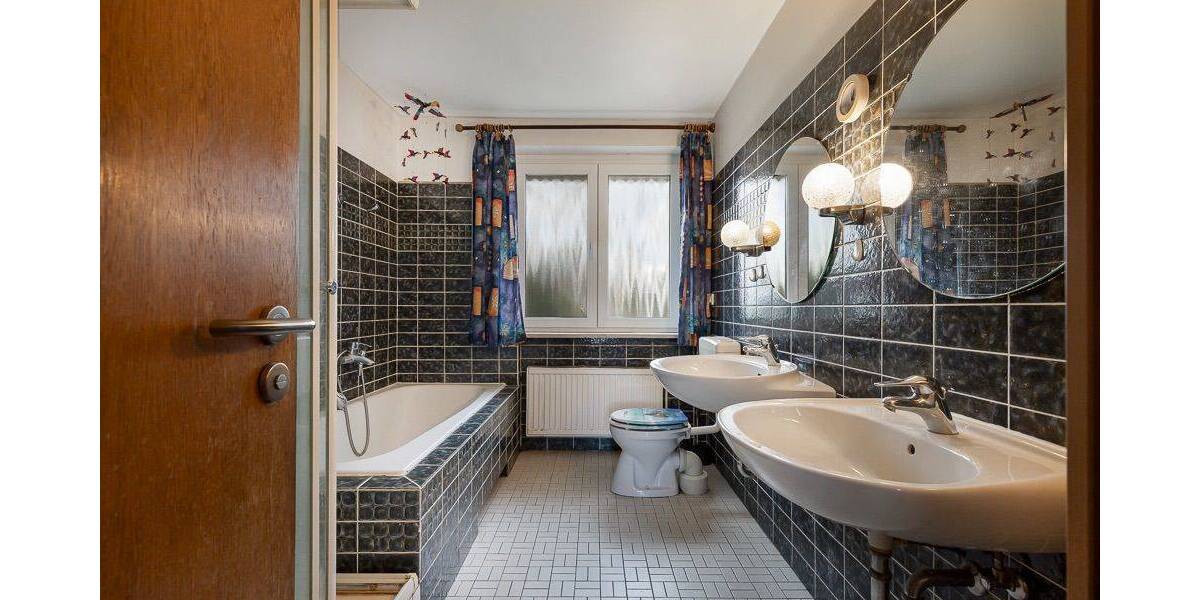 Einfamilienhaus Hamburg Kirchwerder - 9 Zimmer, 217 m&sup2;, 730.000&euro; | Angebot:26027624